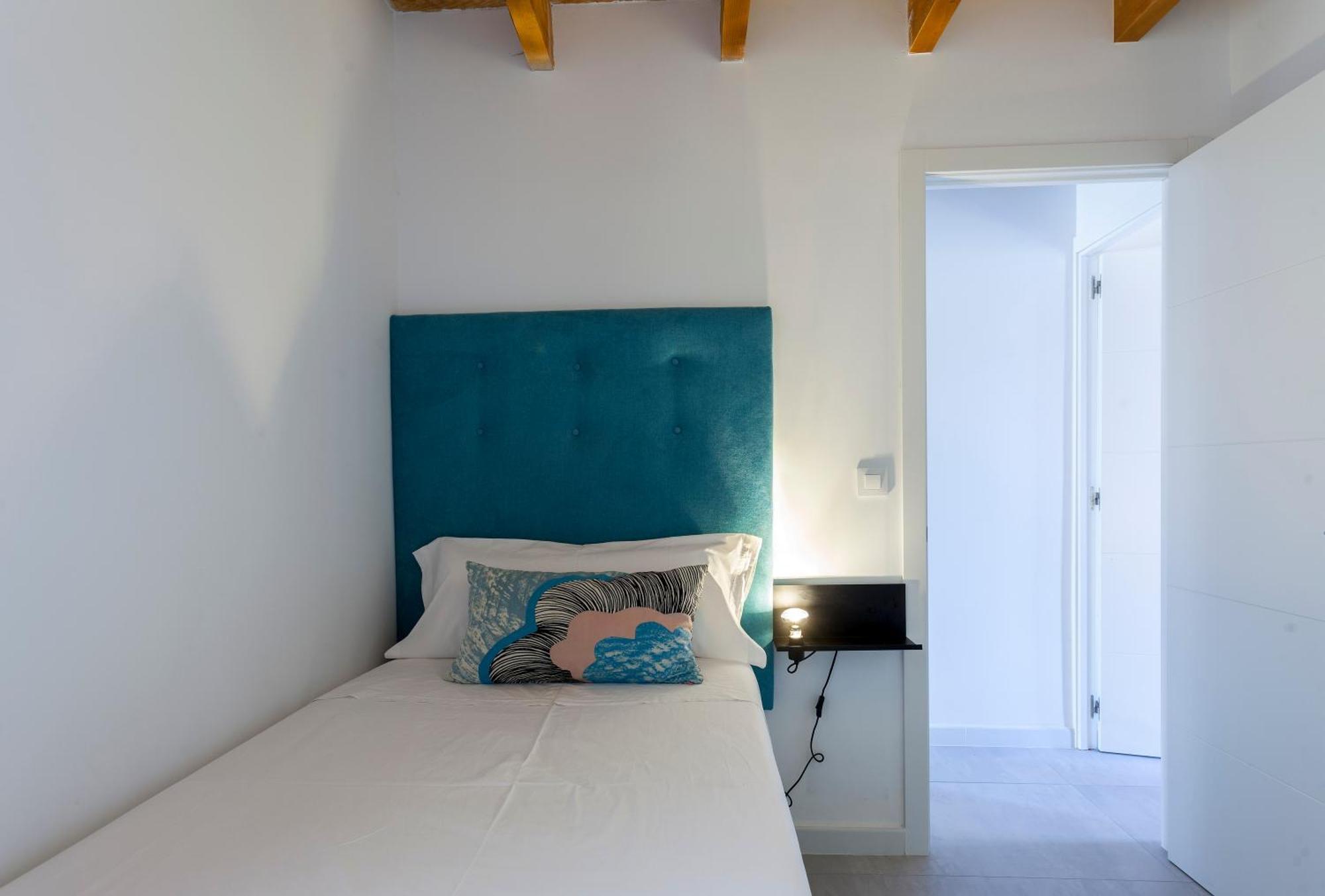 Mediterranean Gem Getaway Валенсия Екстериор снимка